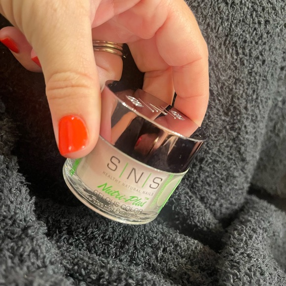 SNS Dip Powder - Picture 2 of 5
